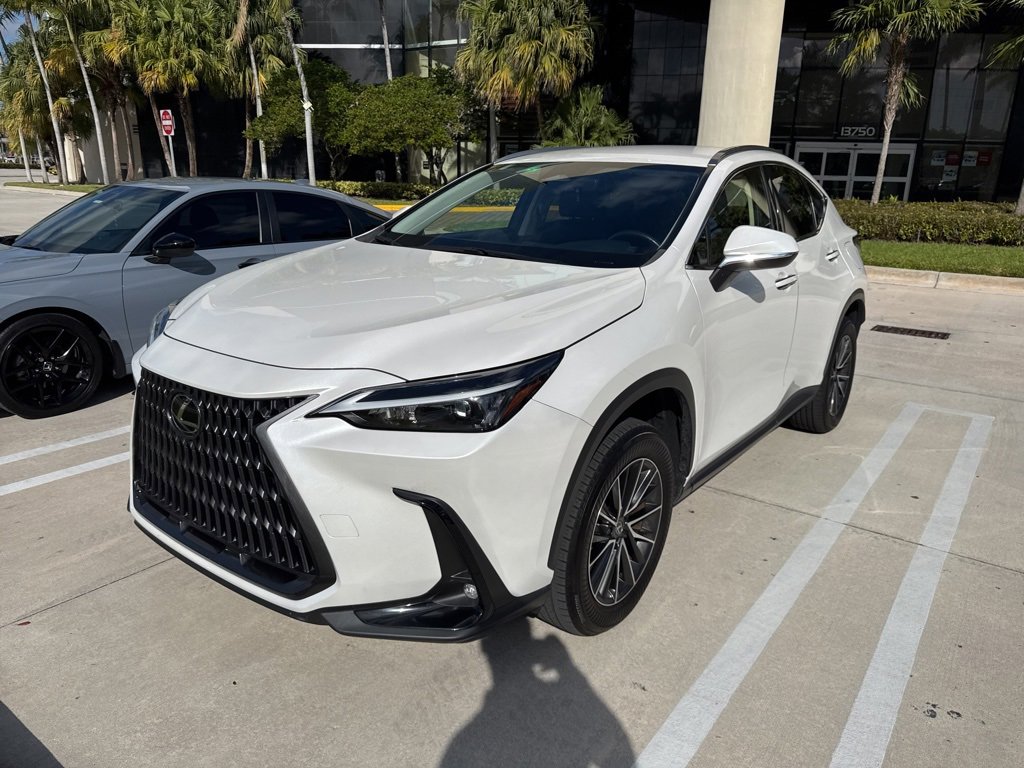 2024 Lexus NX 250 photo 3