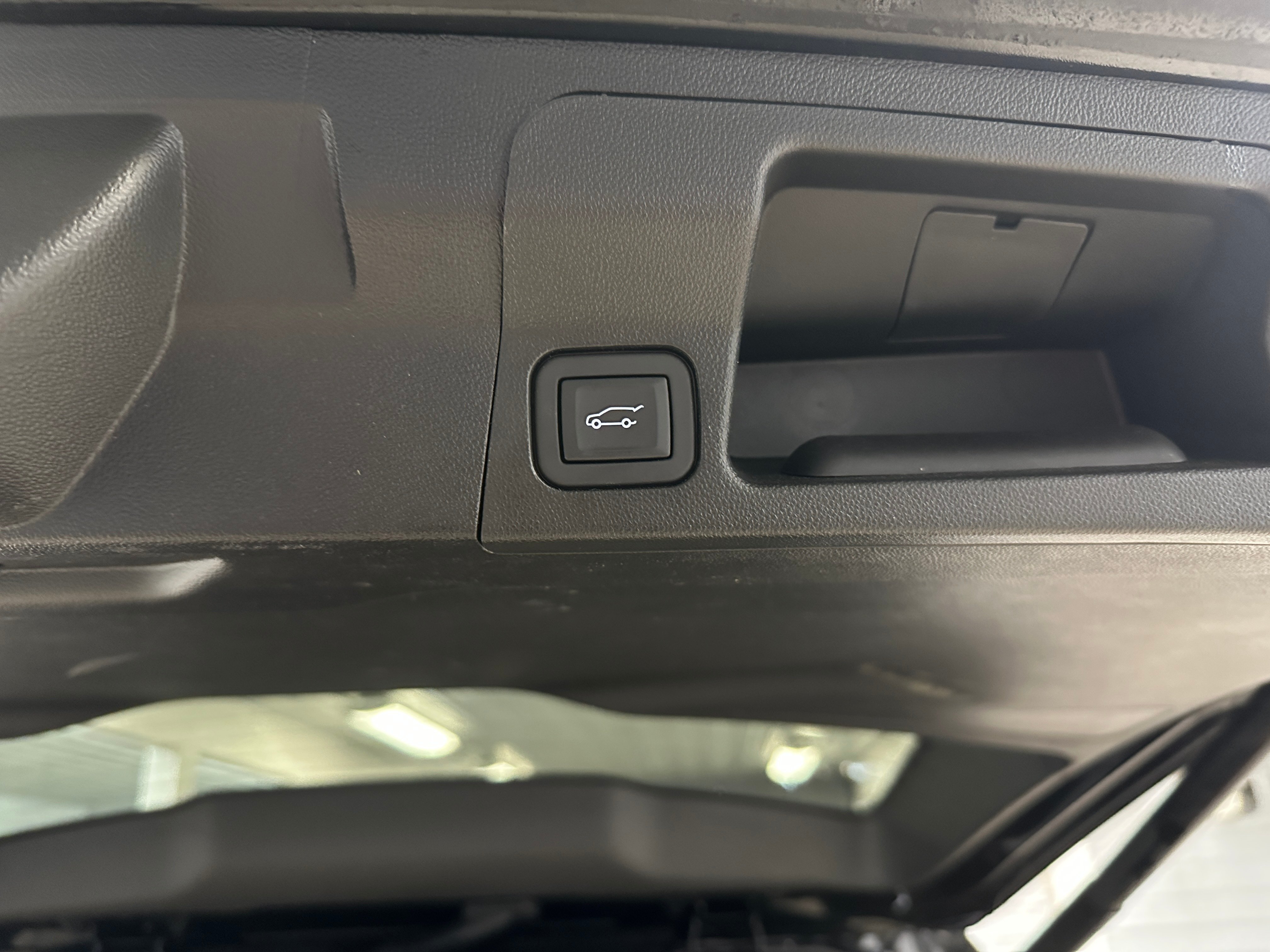 2023 Gmc Acadia SLE photo 3