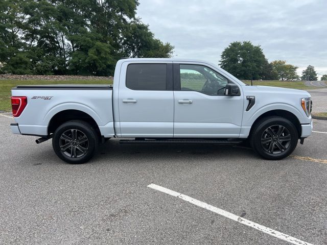 2022 Ford F-150 XLT photo 11