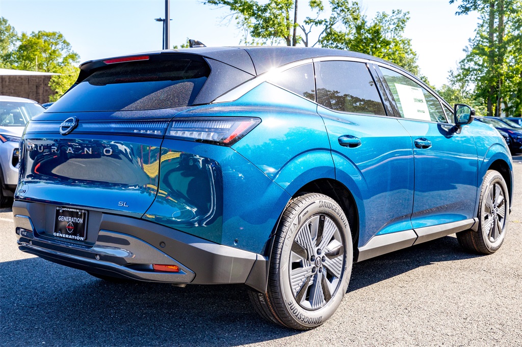2025 Nissan Murano SL photo 2