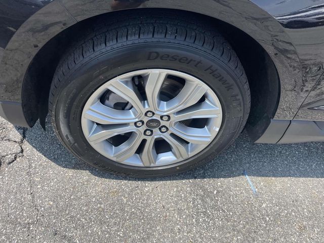 2024 Ford Edge Titanium photo 12