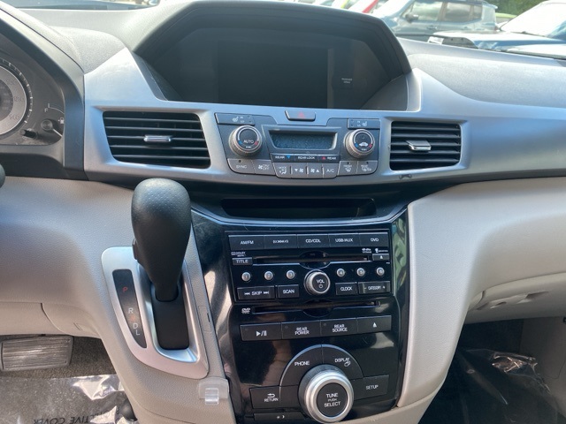 2011 Honda Odyssey EX-L photo 11