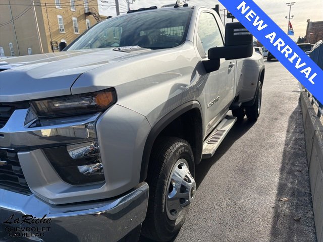 2022 Chevrolet Silverado 3500HD LT's photo