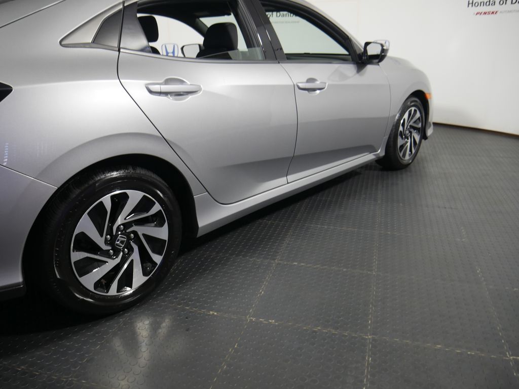 2018 Honda Civic LX photo 4