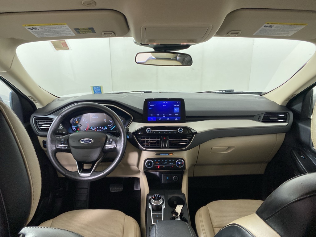 2020 Ford Escape SEL photo 2