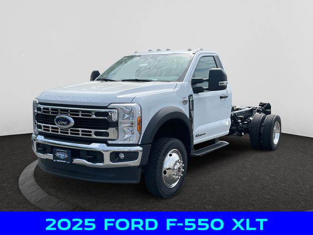 2025 Ford F-550 Super Duty Chassis Cab XLT's photo