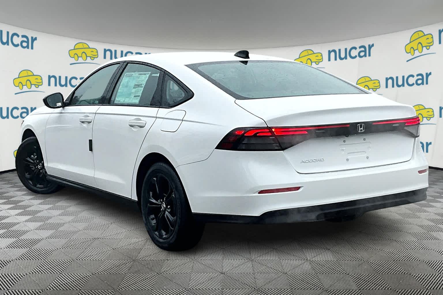 2025 Honda Accord SE photo 4