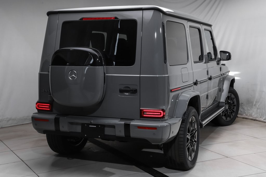 2025 Mercedes Benz G photo 22