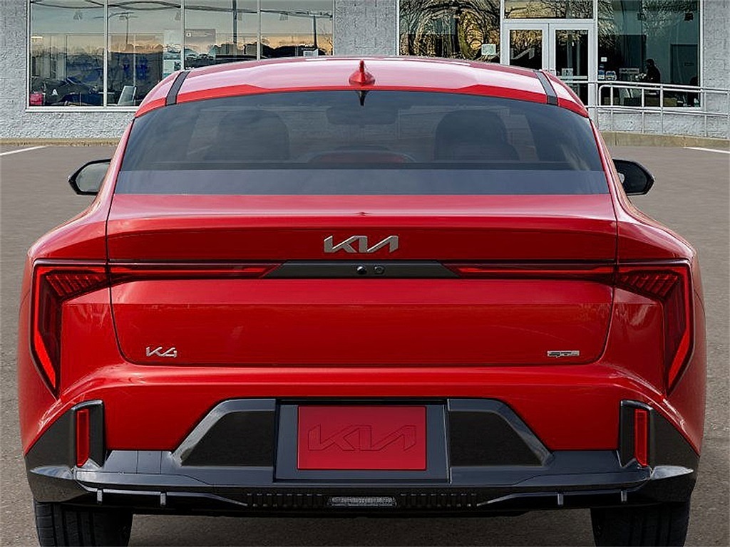 2025 Kia K4 GT-Line photo 13