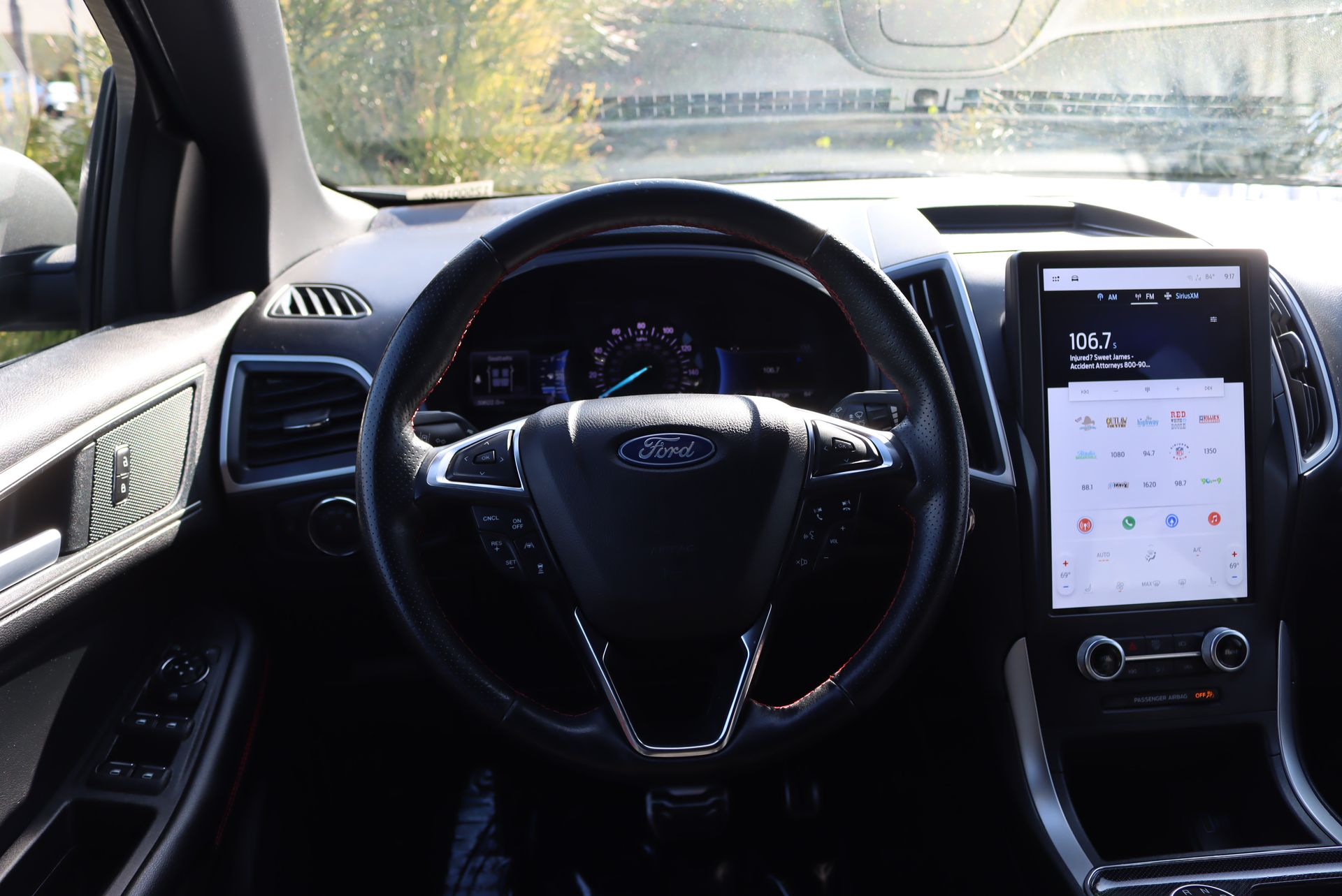 2022 Ford Edge ST photo 6