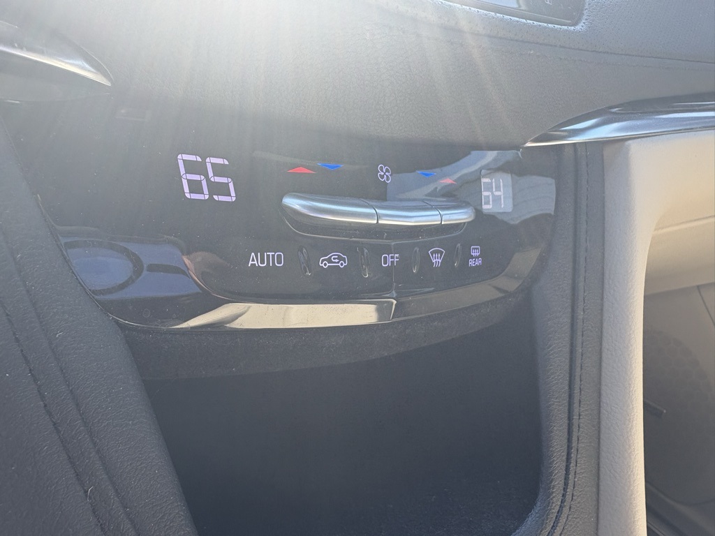 2018 Cadillac XT5 Base photo 22