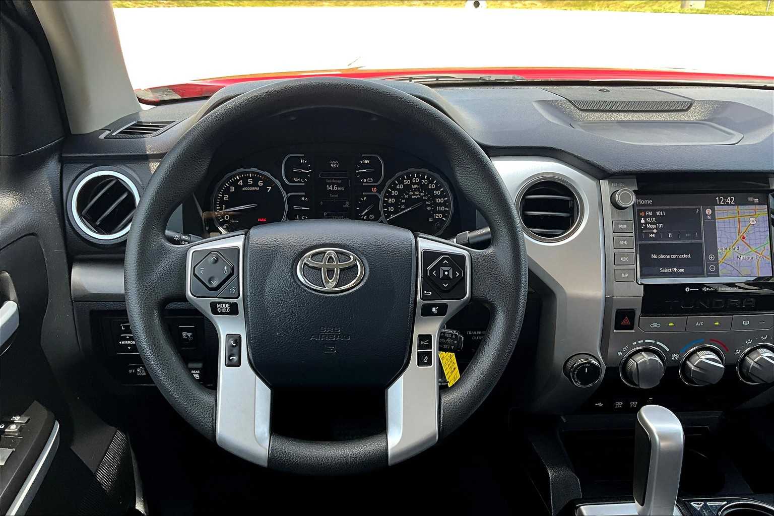2020 Toyota Tundra SR5 Grade photo 2