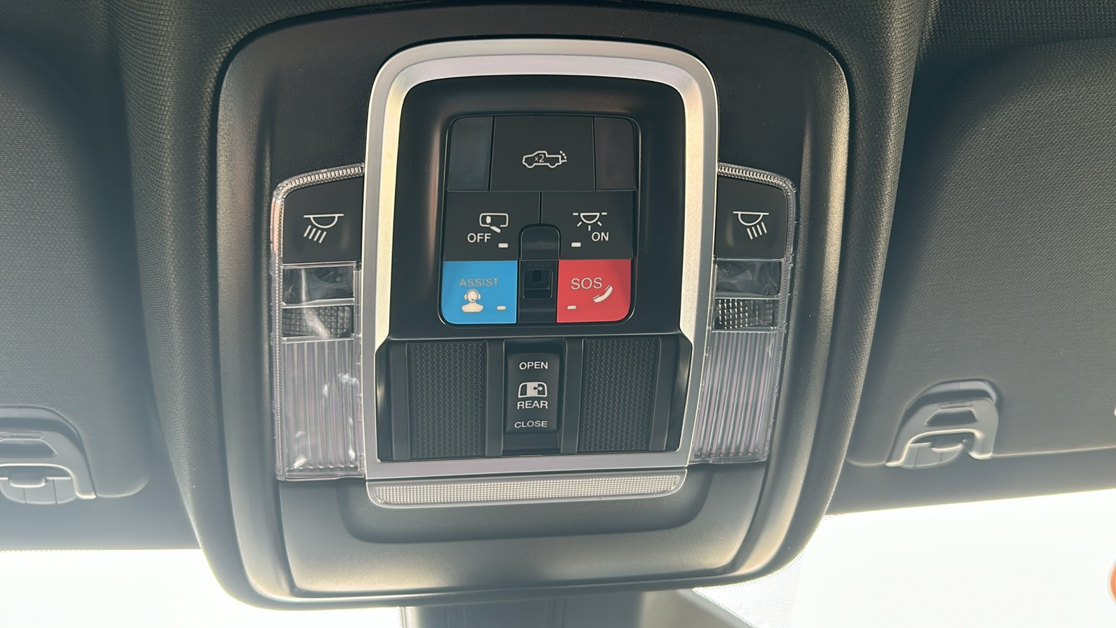 2026 Ram 1500 Rebel photo 23