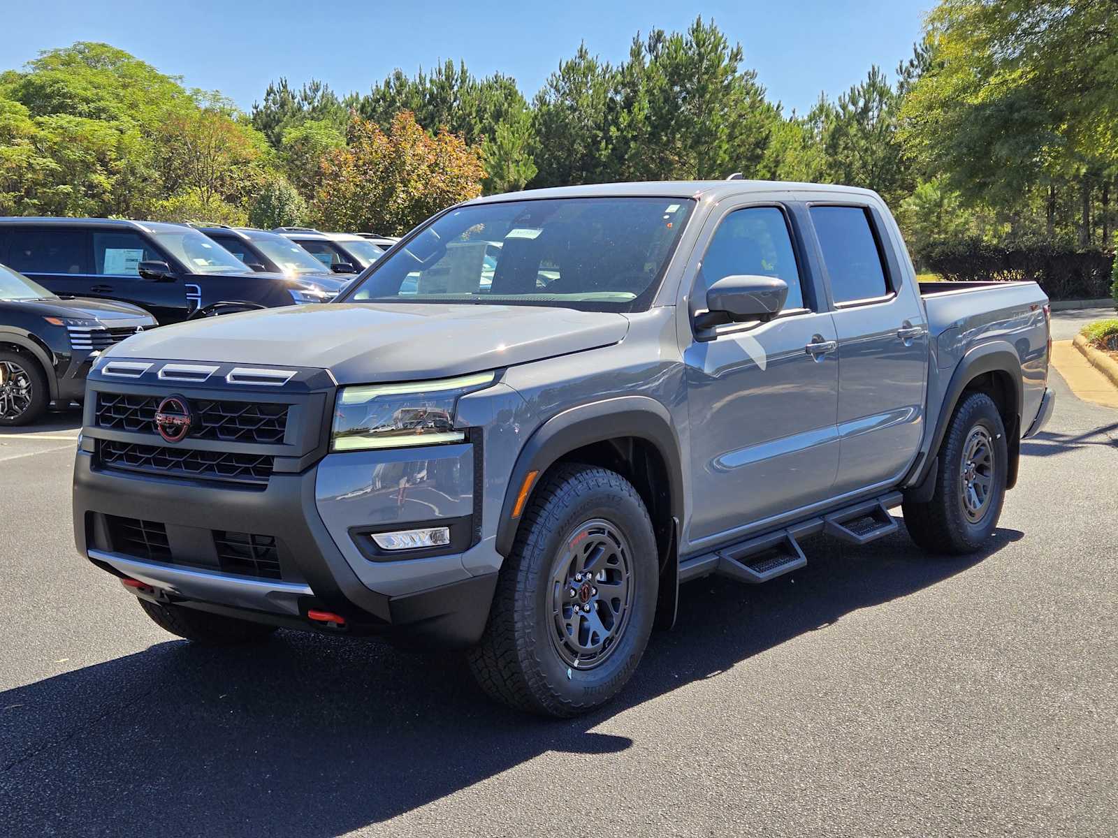 2026 Nissan Frontier PRO-X photo 2