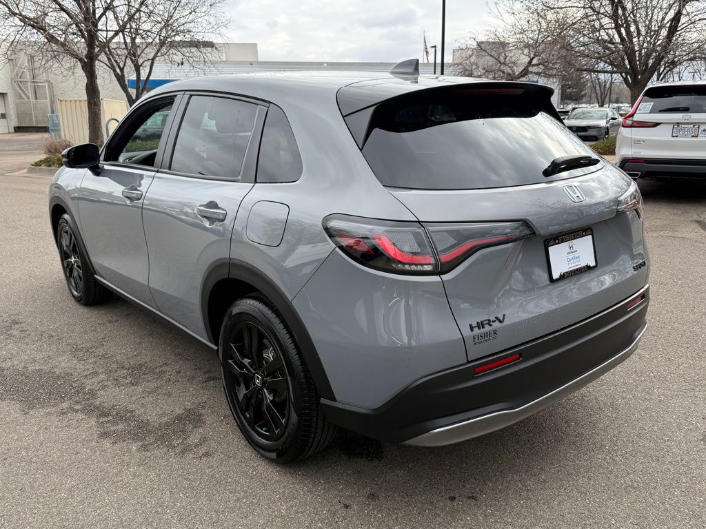 2026 Honda HR-V Sport photo 4