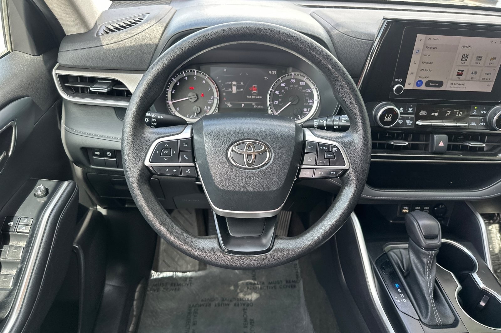 2023 Toyota Highlander L photo 15
