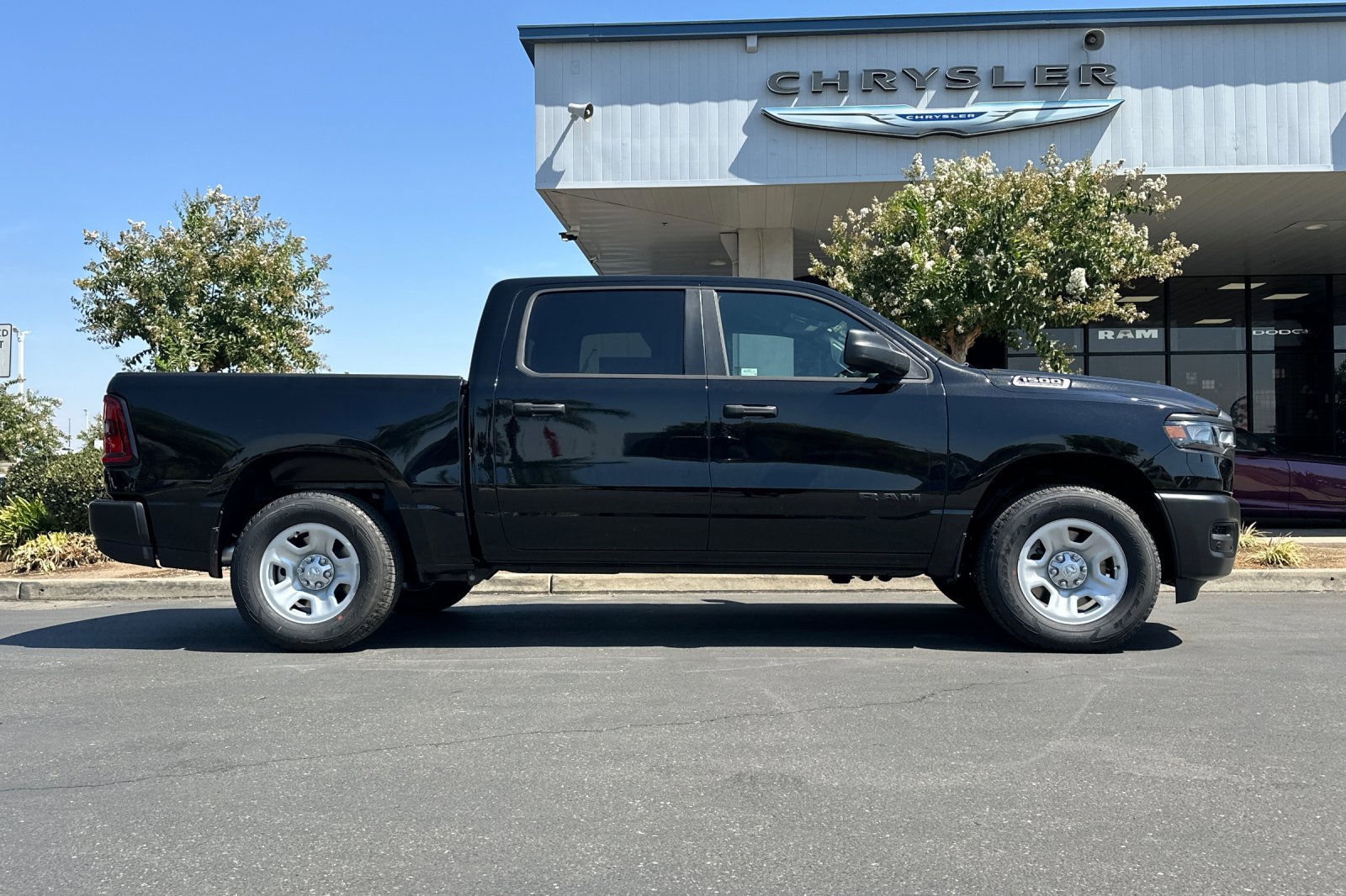 2026 Ram 1500 Tradesman photo 3