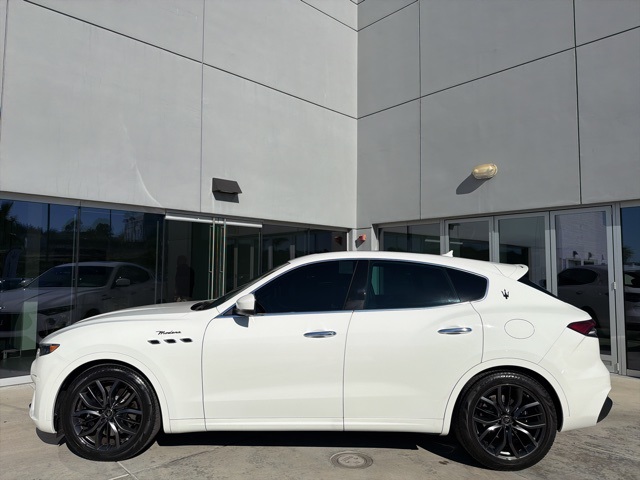 2022 Maserati Levante Modena photo 3