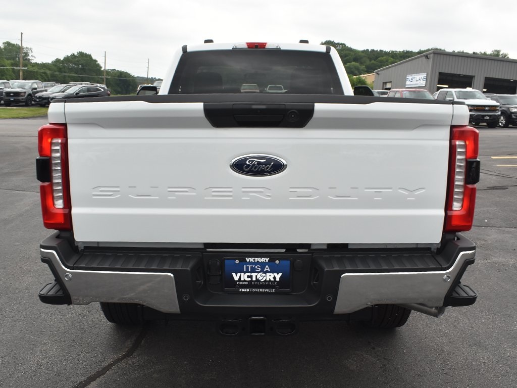 2025 Ford F-350 XLT photo 22