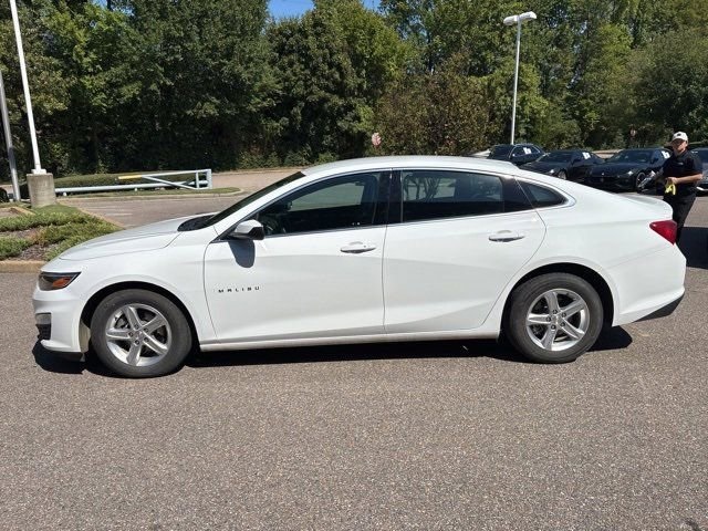 2023 Chevrolet Malibu LS photo 2