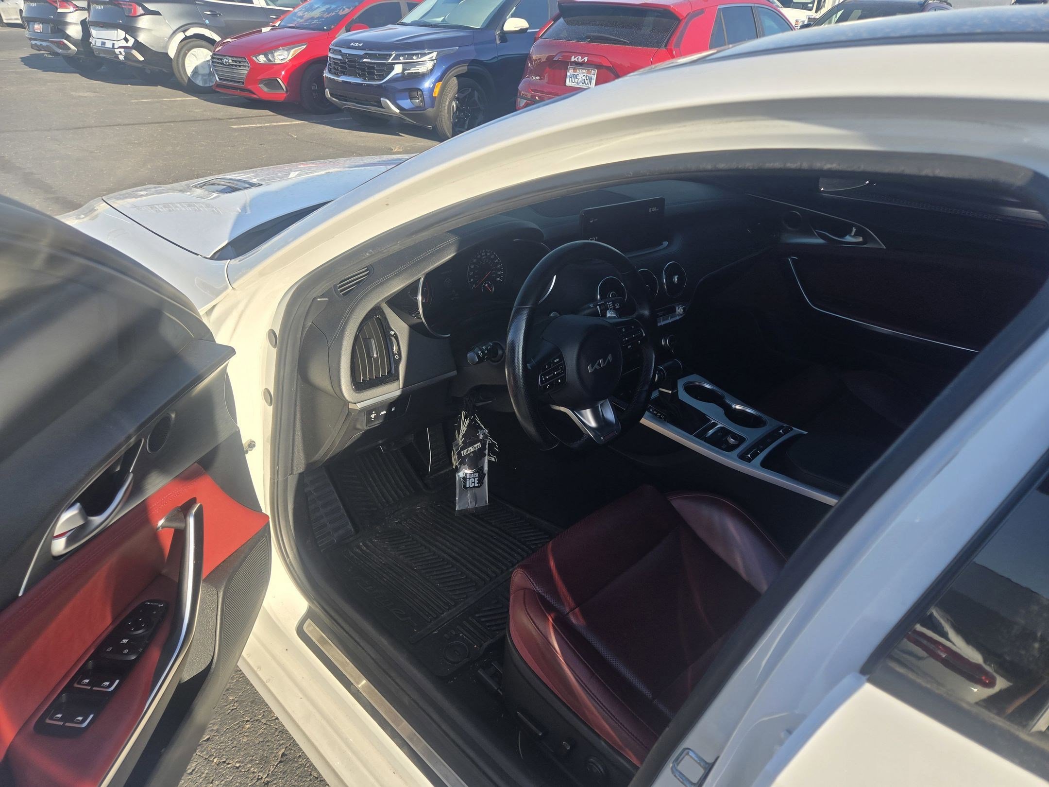 2022 Kia Stinger GT1 photo 4
