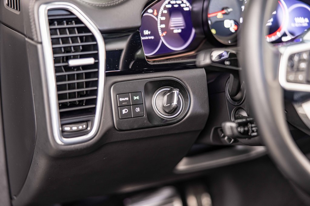 2022 PORSCHE CAYENNE - Image 20