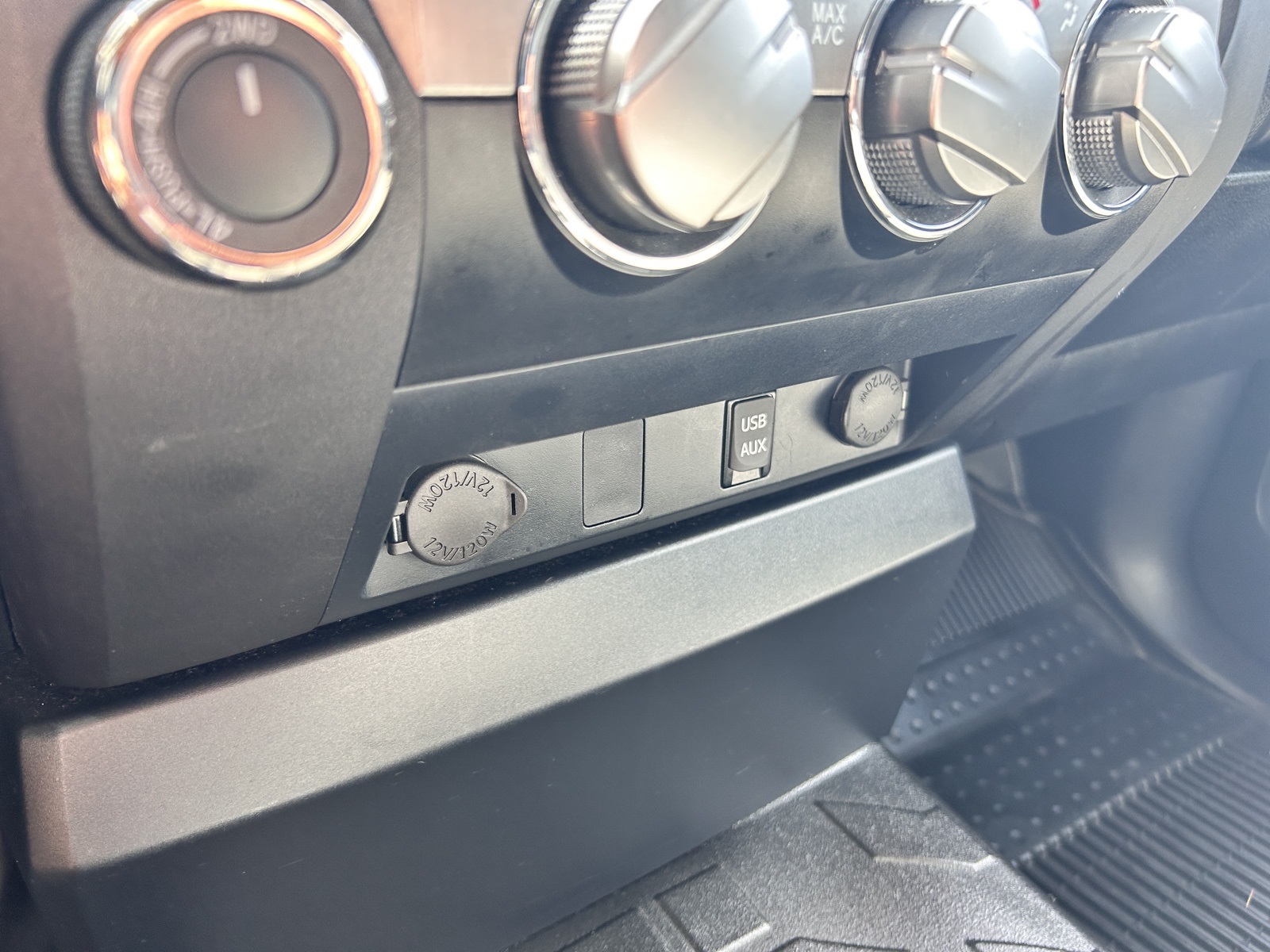 2019 Toyota Tundra SR Double Cab photo 31
