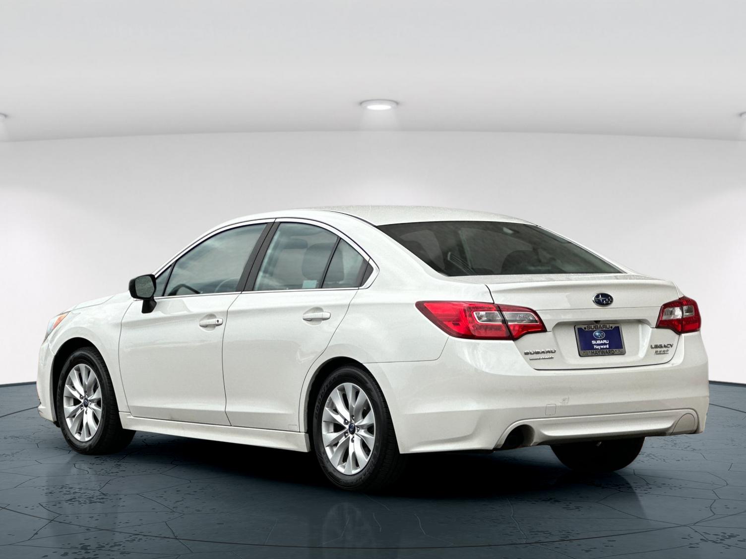 2017 Subaru Legacy 2.5i photo 3