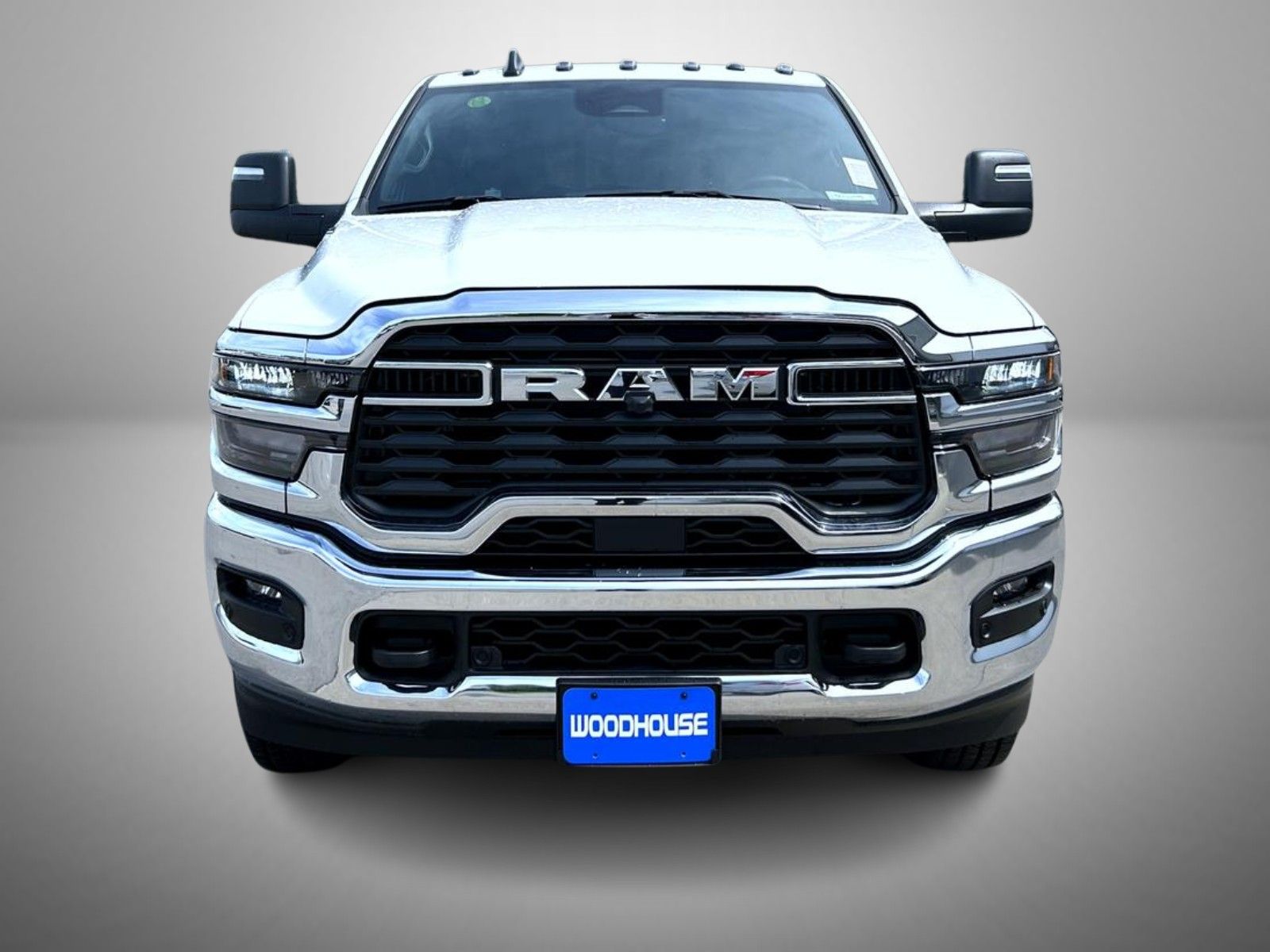 2025 Ram 2500 Tradesman photo 2