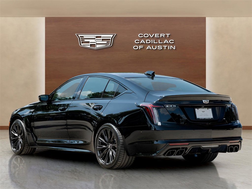 2025 Cadillac CT5 V photo 3