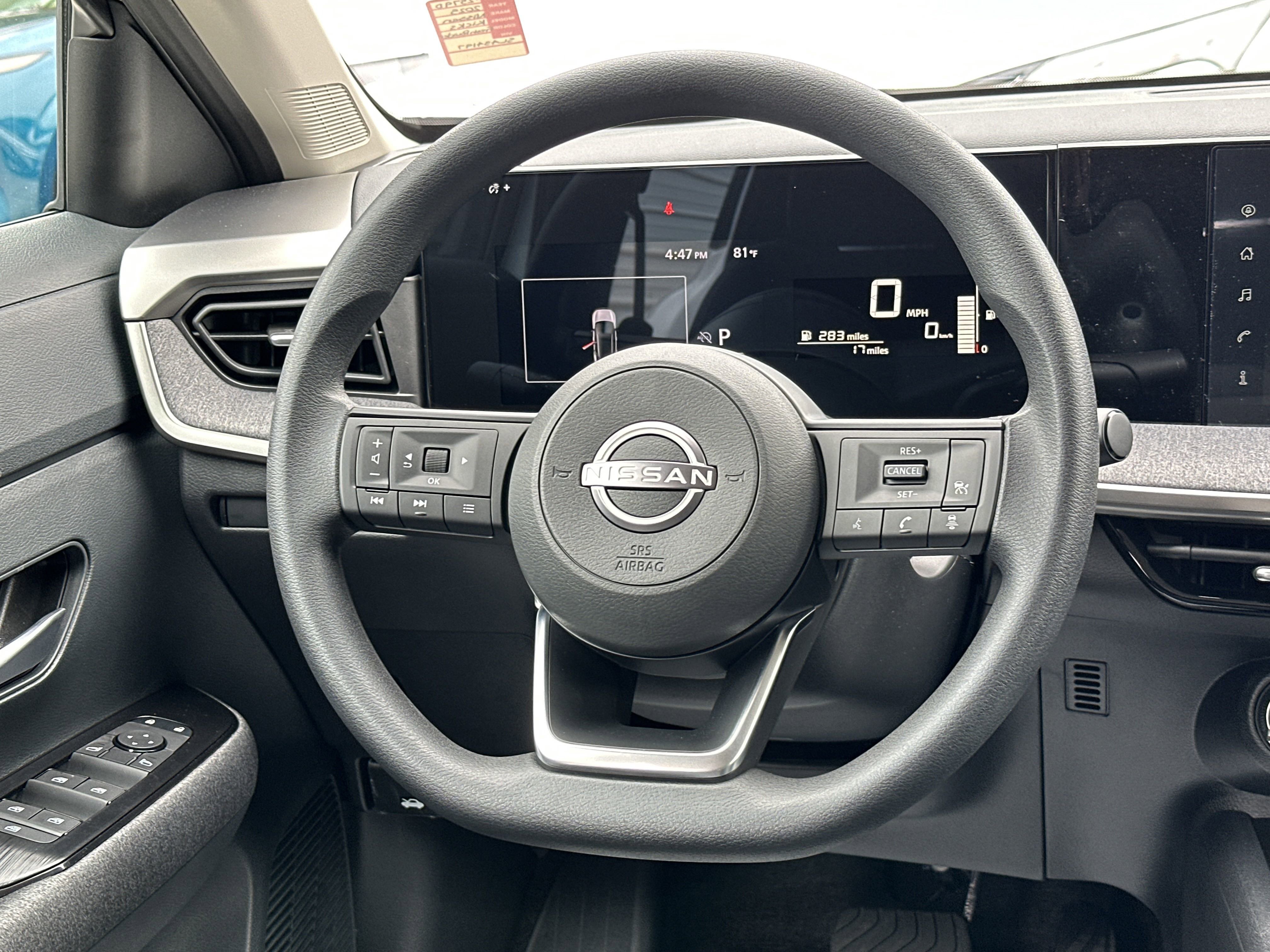 2025 Nissan Kicks SV photo 15