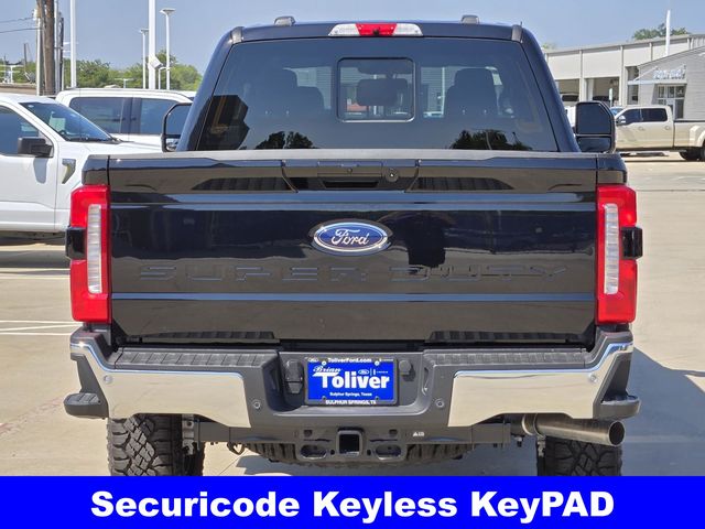 2026 Ford F-250 Lariat photo 8