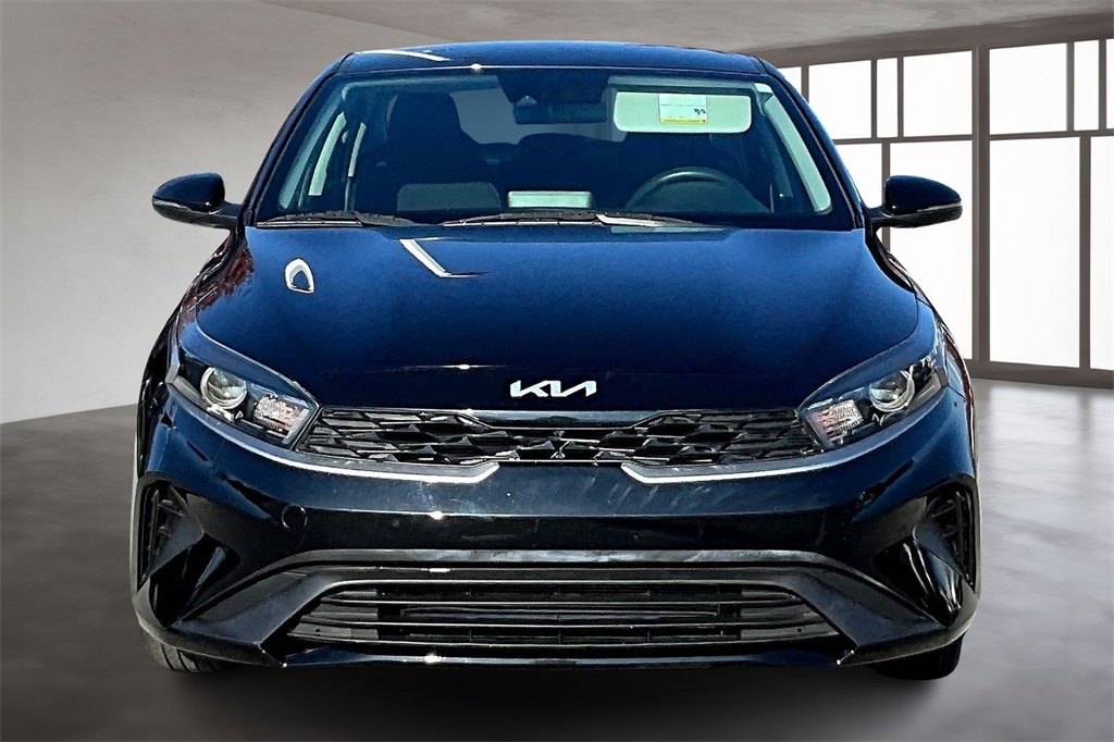 2022 Kia Forte LXS photo 4