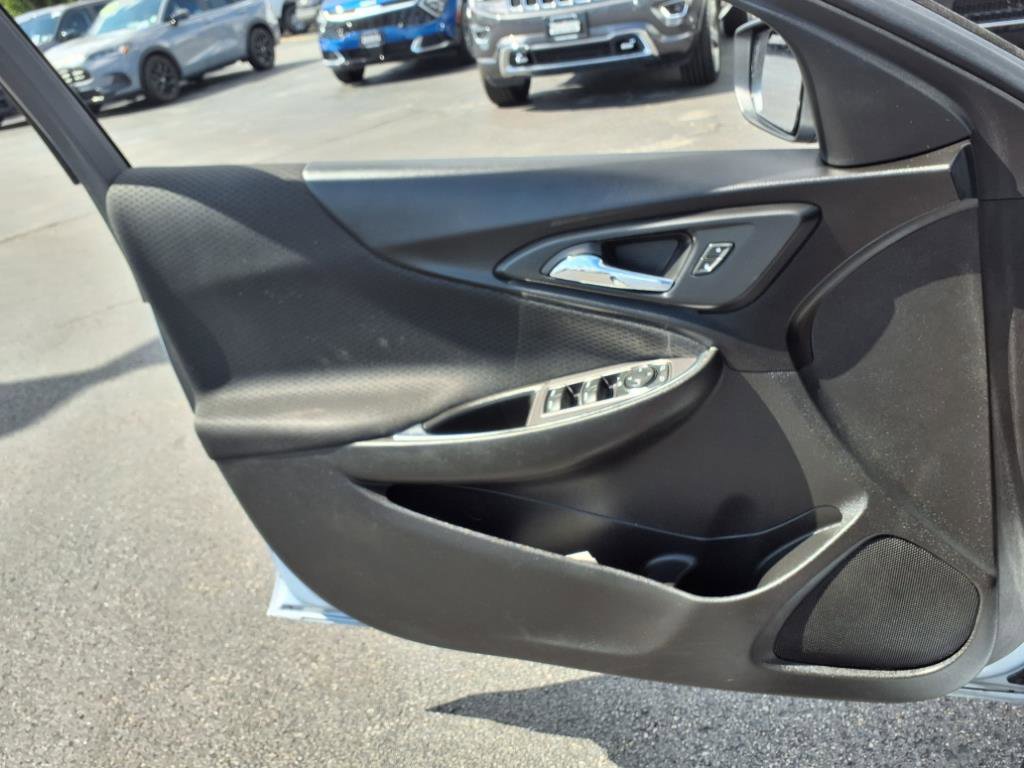 2018 Chevrolet Malibu 1LT photo 20