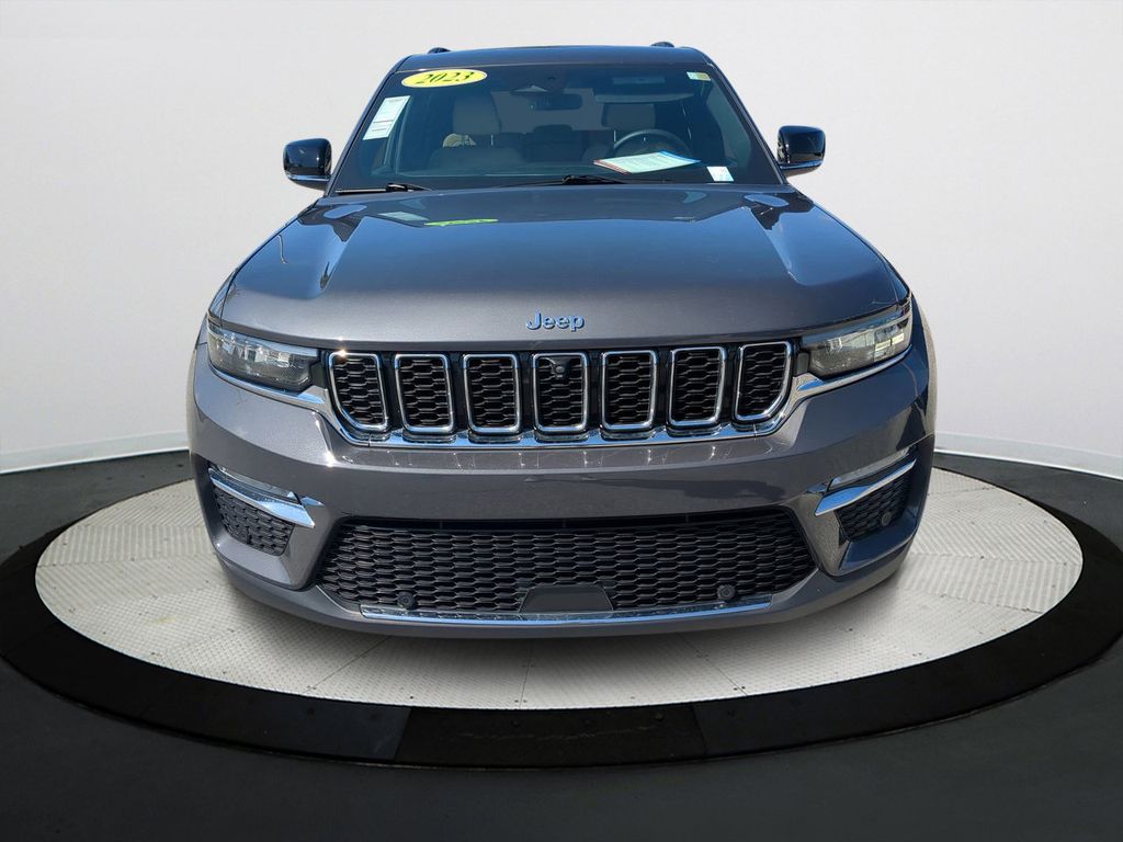 2023 Jeep Grand Cherokee Limited photo 4