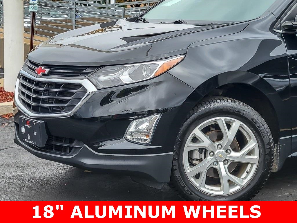 2021 Chevrolet Equinox LT photo 2