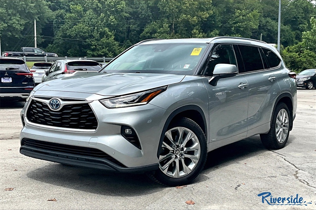 2020 Toyota Highlander Hybrid Limited photo 3