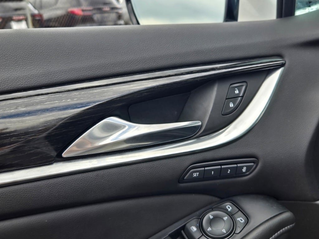 2021 Buick Enclave Avenir photo 17