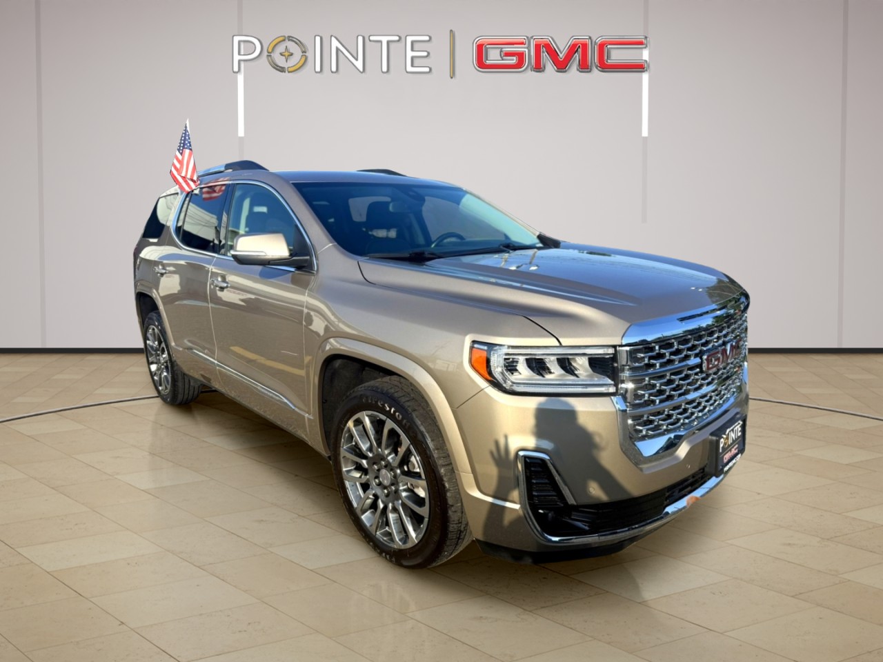2022 GMC Acadia Denali's photo