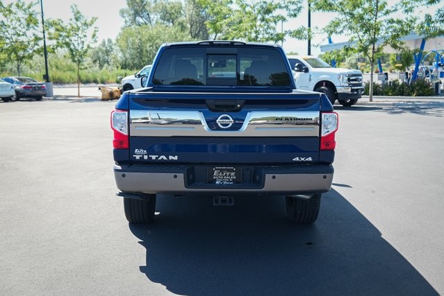 2018 Nissan Titan Platinum Reserve photo 4