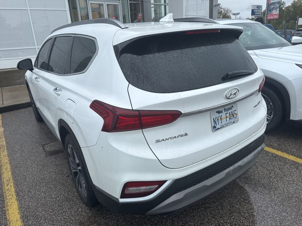 2019 Hyundai Santa Fe Ultimate photo 2