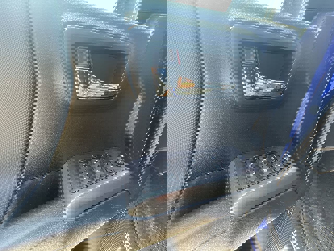 2022 Toyota Tacoma TRD Sport photo 13