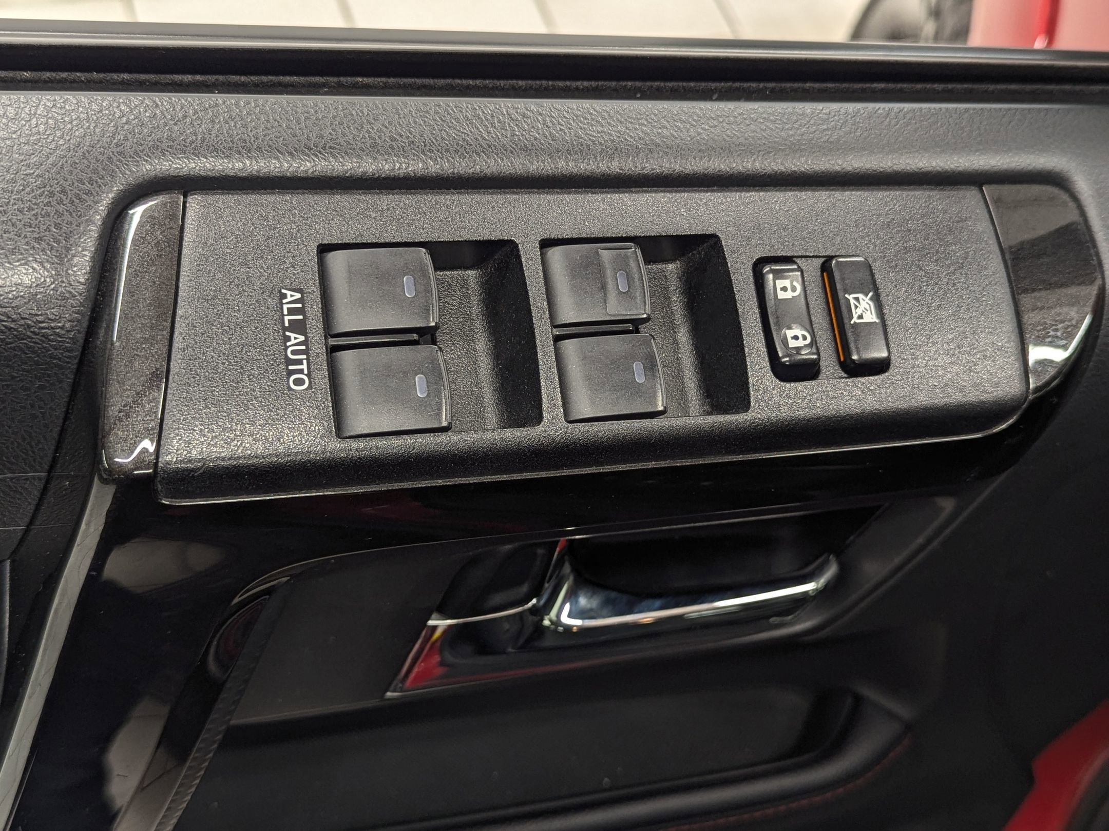 2020 Toyota 4Runner TRD Premium photo 17