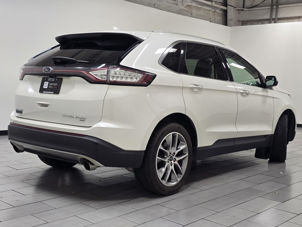 2015 Ford Edge Titanium photo 13