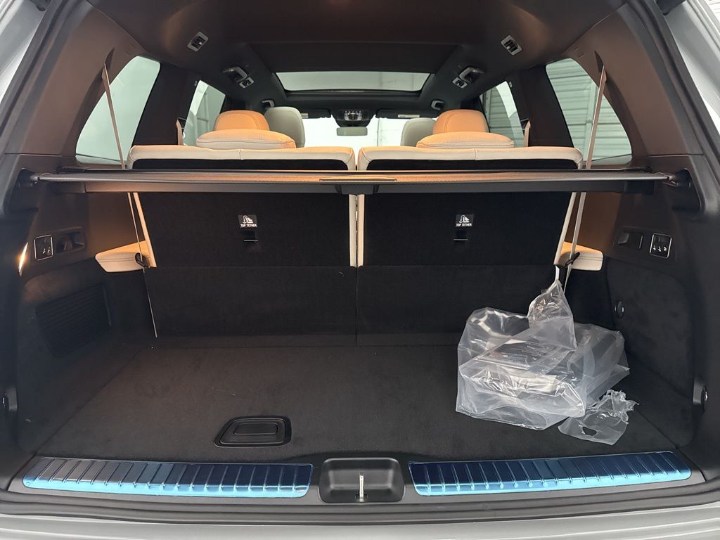 2026 Mercedes Benz GLS 450 4MATIC photo 22