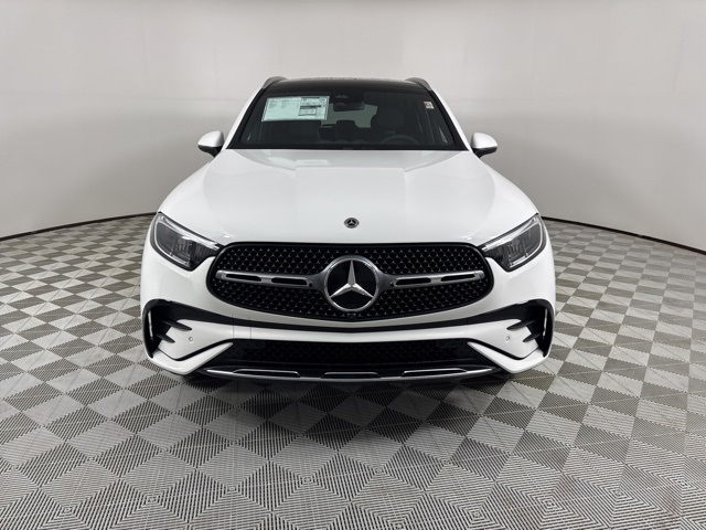 2026 Mercedes Benz GLC 300 4MATIC photo 2