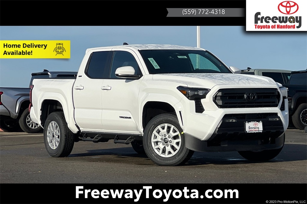 2026 Toyota Tacoma SR5's photo