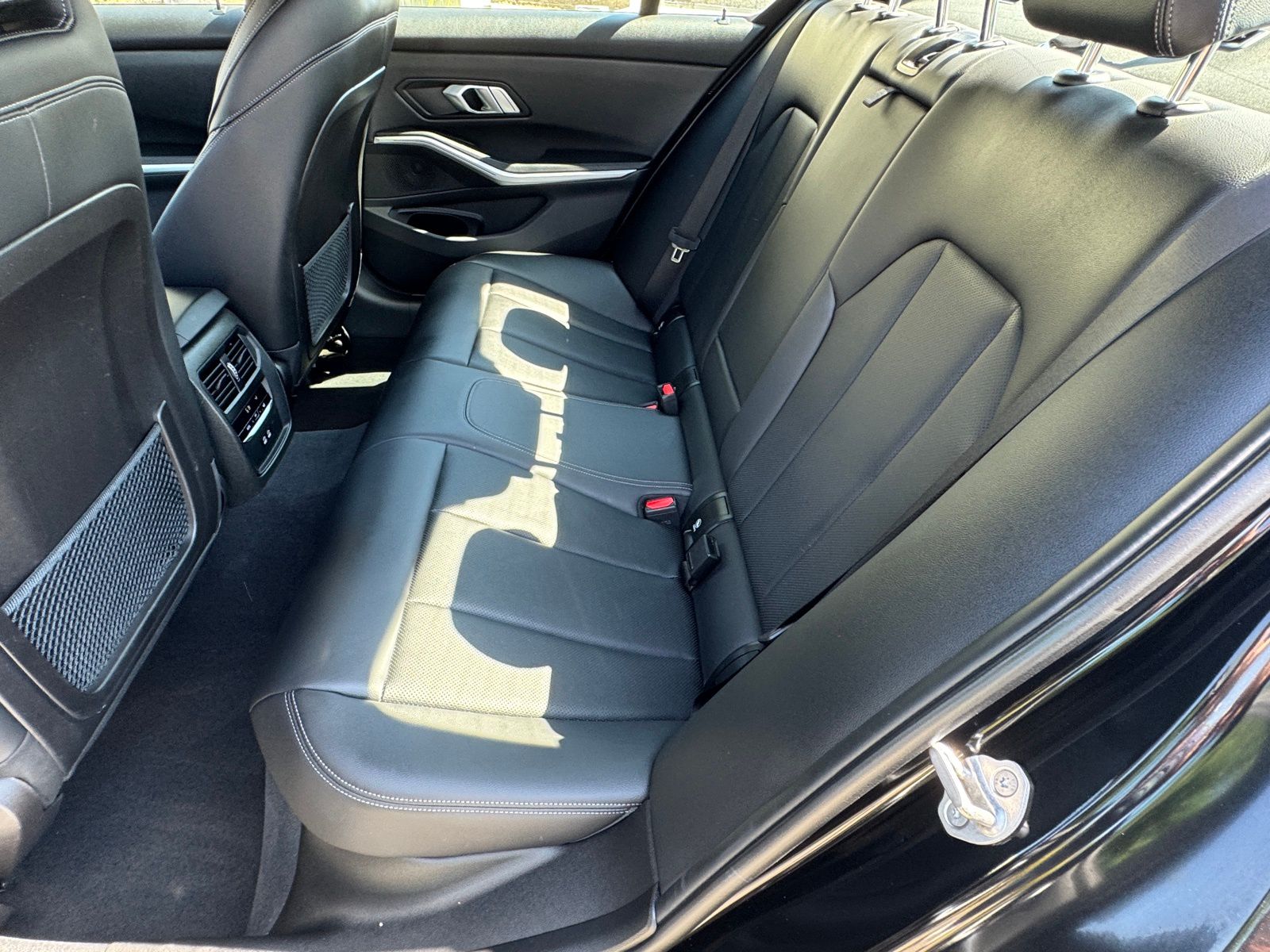 2023 Bmw 330i photo 30