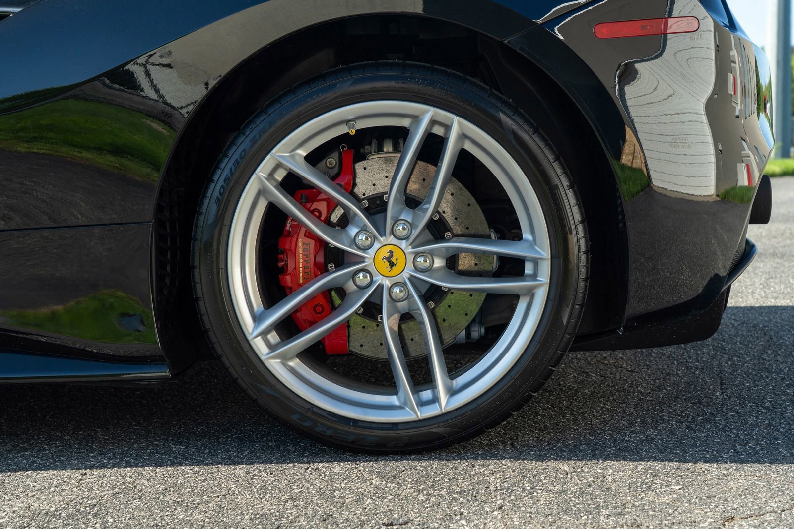 2017 Ferrari 488 Spider photo 10