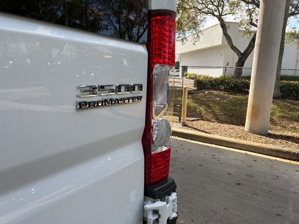 2023 Ram ProMaster 3500 Window Van photo 8